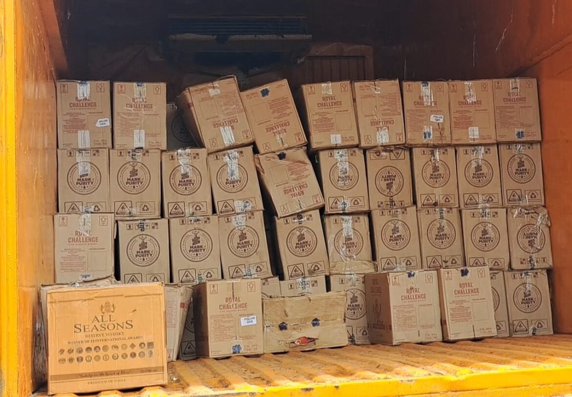 An English liquor truck carrying 4488 bottles of liquor was caught