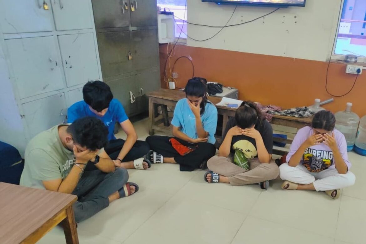 5 people arrested, News Inside