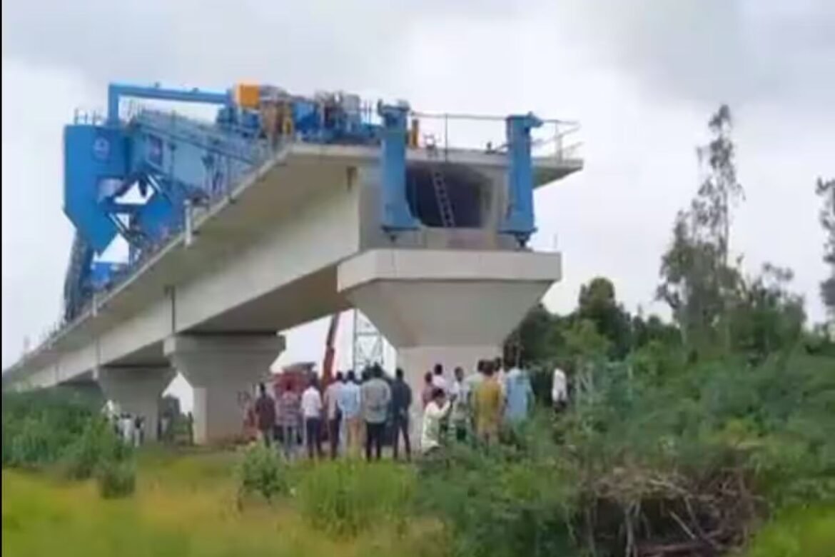 Crane collapsed, News Inside